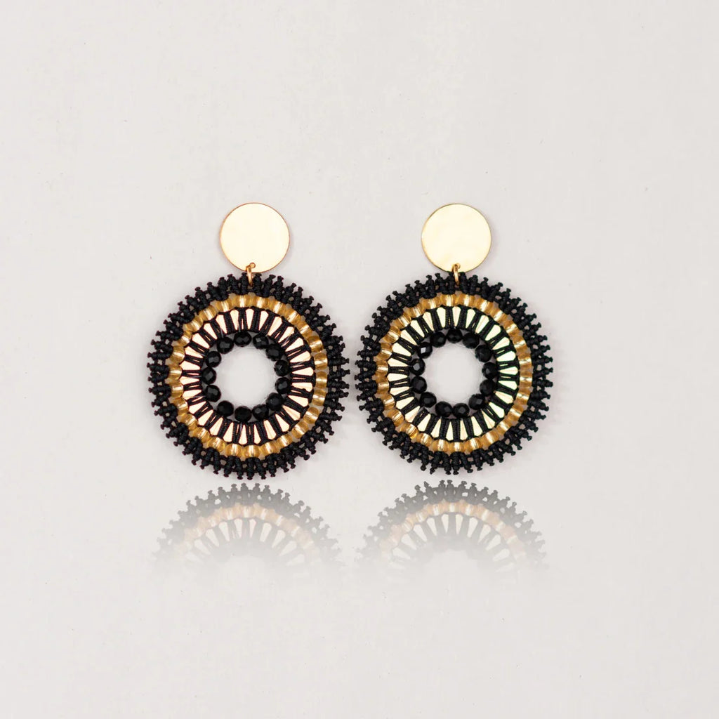 Arete amanecer Negro